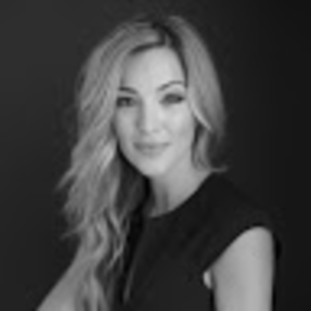 Meet your Posher, Alexandra